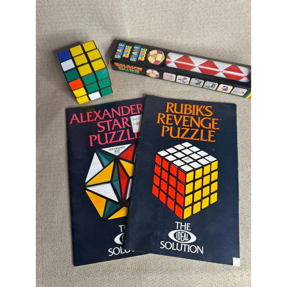 1982 Rubik's Cube, Snake Cube & 2 Booklets Alexander's Star, Rubik's Revenge